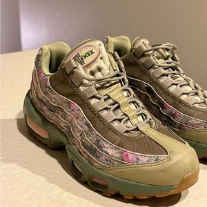 Nike Women's Olive Green Floral Accent Sneakers